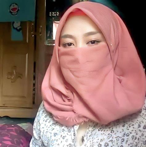 Asupan binor hijab 1.bini orang ngewe  .